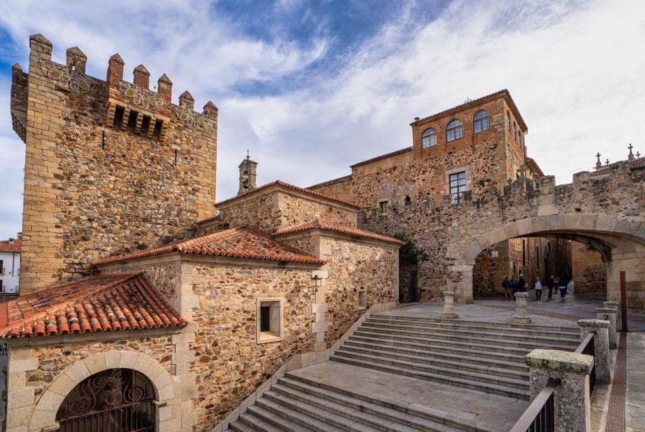Apto La Almena 2 Junto A Plaza Mayor,2 Habitaciones,Parking Gratuito Caceres Exterior photo