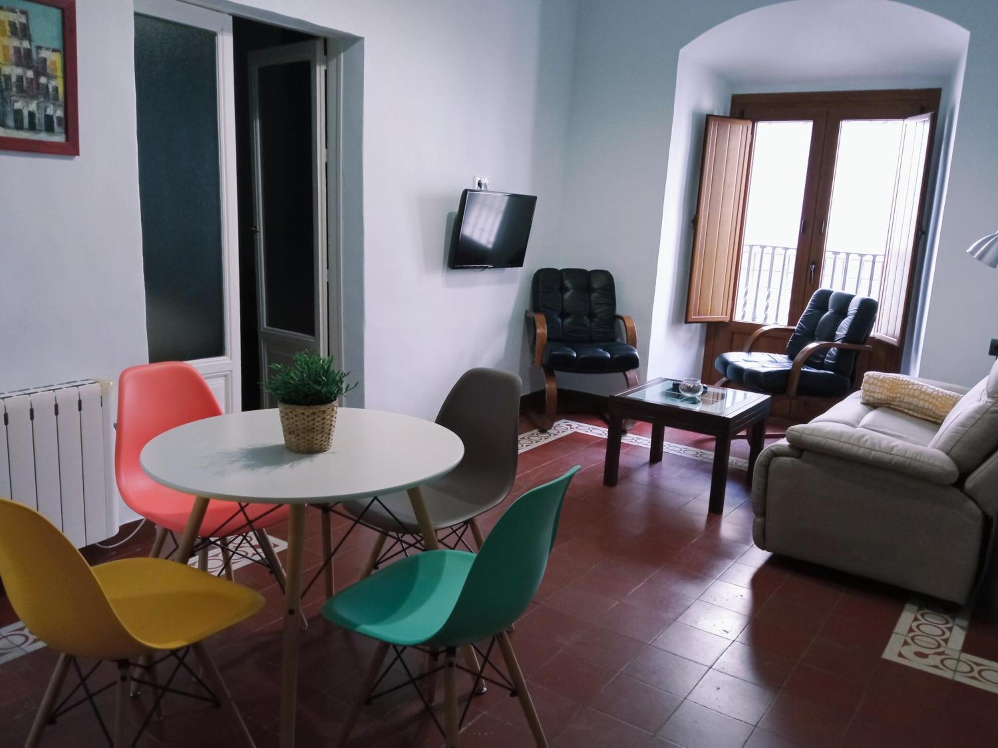 Apto La Almena 2 Junto A Plaza Mayor,2 Habitaciones,Parking Gratuito Caceres Exterior photo